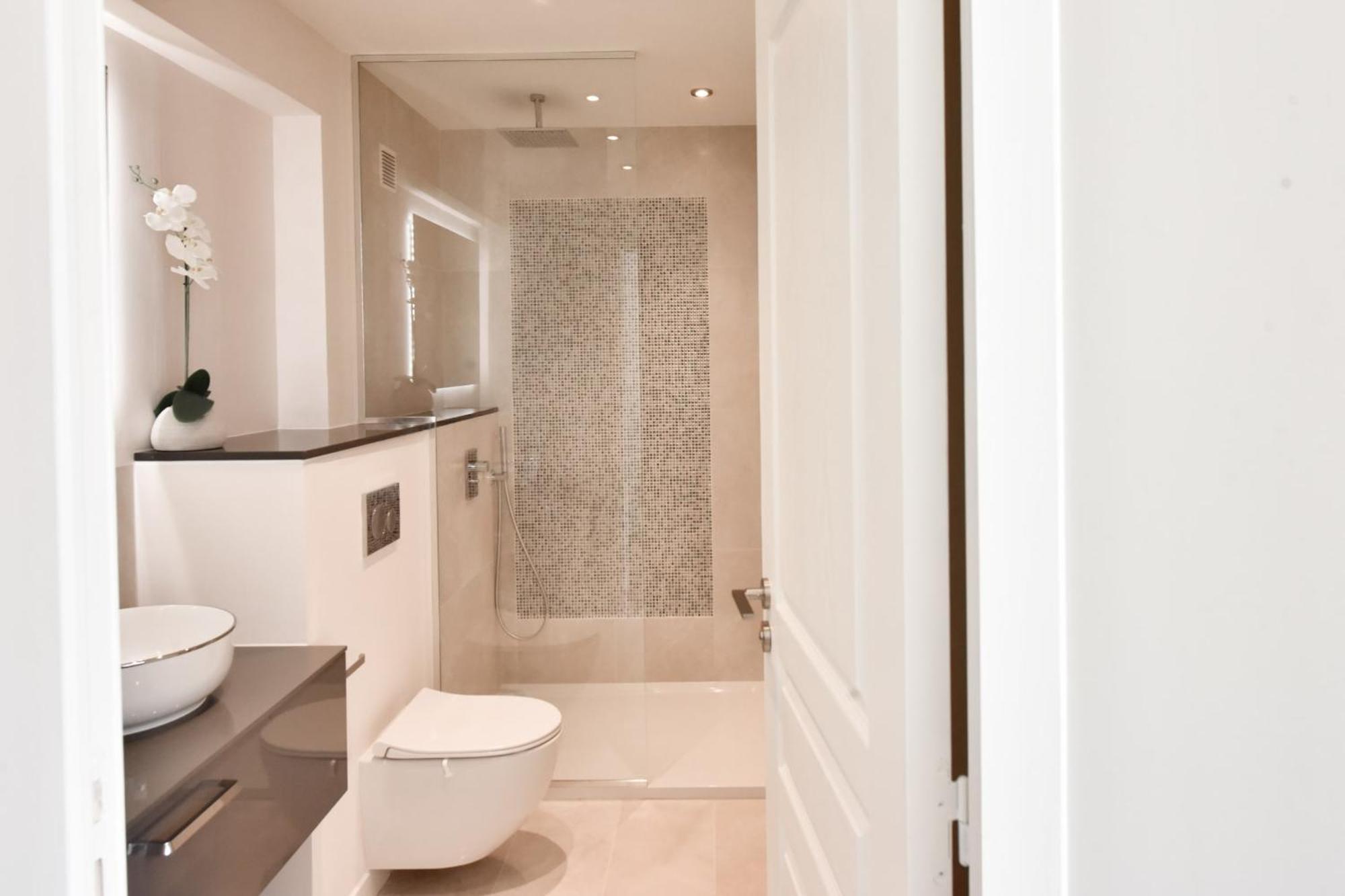 NEW 2 bedrooms 15 minutes to Palais des Festivals&beaches! Cannes Buitenkant foto